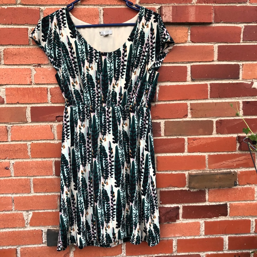 Fossil • Leaf Print Silk Dress
